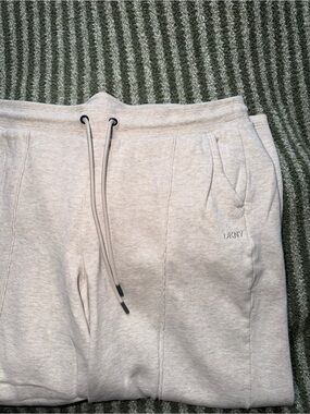 DKNY off white sweat/ lounge pants